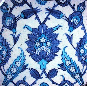 Iznik kakel med blommönster av Turkish School