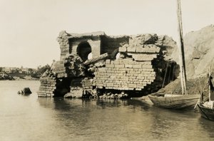 Kleopatras bad, ön Elephantine, Egypten, fotografi av Ugo Monneret de Villard av Ugo Monneret de Villard