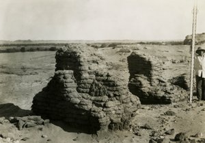 Grav i nekropol, Qasr Ibrim, Egypten, fotografi av Ugo Monneret de Villard av Ugo Monneret de Villard
