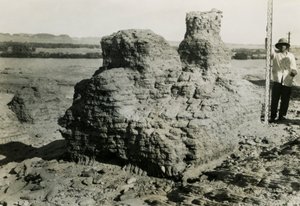 Grav i nekropol, Qasr Ibrim, Egypten, fotografi av Ugo Monneret de Villard av Ugo Monneret de Villard