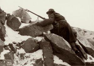 Vakttjänst på Adamello under första världskriget (s/v foto)