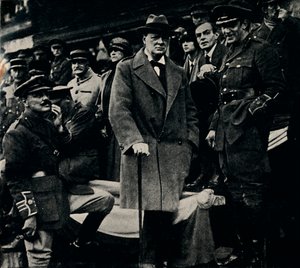 47:e divisionen mars tidigare, 1918, 1945. av Unbekannt
