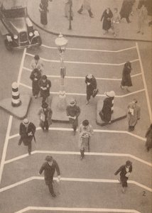 En säkerhetsbana mittemot Charing Cross Station, c1934, 1935 av Unbekannt