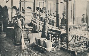 En vaxtillverkningsanläggning, 1917 av Unbekannt