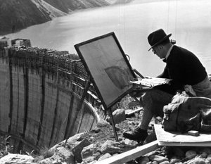 En konstnär från Linz som målar Limbergdammen, Österrike, c1947-1951 av Unbekannt