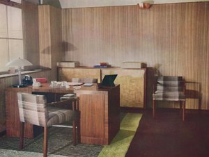 Ett privat kontor designat och utfört av Gordon Russell Ltd., Broadway Worcs och London, 1935 av Unbekannt
