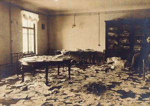 Ett rum efter en sökning, Ryssland, tidigt 1900-tal av Unbekannt