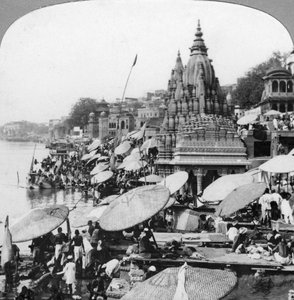 Ett tempel och ghats på Ganges i Benares Varanasi, Indien, 1900-talet av Unbekannt