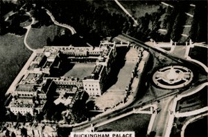 Flygfoto över Buckingham Palace, 1939 av Unbekannt