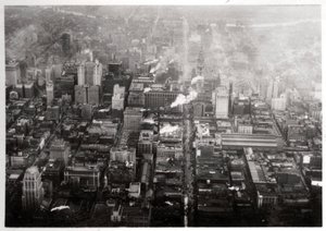Flygfoto över Philadelphia, Pennsylvania, USA, från en Zeppelin, 1928 1933 av Unbekannt