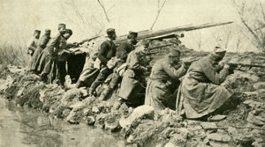 Efter regnen: Serbiskt infanteri...under översvämningarna, första världskriget, c1915, c1920. av Unbekannt