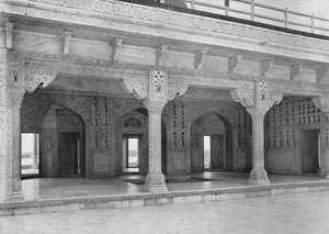 Agra. Ett rum i Jasmintornet, c1910. av Unbekannt
