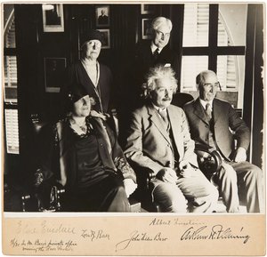 Albert och Elsa Einstein, John och Lora Baer och Arthur H. Fleming, Pasadena, 1 januari 1931, 1931. av Unbekannt