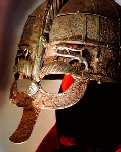 Anglosaxisk hjälm från Sutton Hoo Treasure, 7th Century av Unbekannt