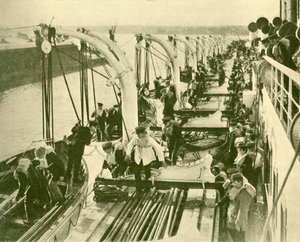 Båtövning ombord på Aquitania., c1930. av Unbekannt