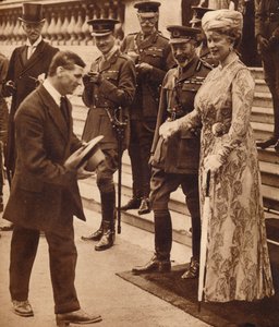 Tapperhet i samhället: skrattar med kungen och drottningen, 1920- eller 1930-talet 1935 av Unbekannt
