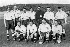 Brittiska olympiska fotbollslaget, Olympiska spelen i Berlin, 1936 av Unbekannt