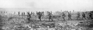 Kanadensiska trupper i ingenmansland, Vimy, Frankrike, första världskriget, 9 april 1917 av Unbekannt
