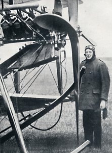 Churchill blev intresserad av flygplan och förutsåg de största möjligheterna, 1914, 1945 av Unbekannt