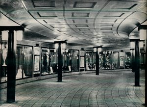 Cirkulerande område av Piccadilly Circus Station, 1929 av Unbekannt