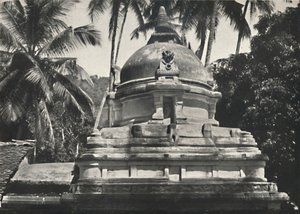 Dagoba i den heliga tandens tempel i Kandy, 1926 av Unbekannt