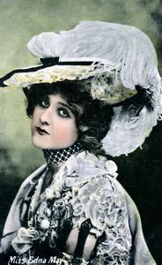 Edna May 1878-1948, amerikansk sångerska och skådespelerska, tidigt 1900-tal av Unbekannt