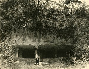 Ingången till grottan vid Elephanta Bombays presidentskap, 1890. av Unbekannt