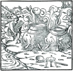 Indunstning av havsvatten i järngrytor för att få salt, 1556 av Unbekannt