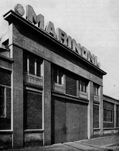Fasad av Ateliers Marinoni, Montataire Oise arkitekter, Perret Freres, c1928 av Unbekannt