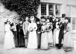 Familjefoto, c1882 av Unbekannt