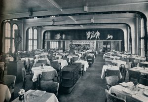 First Class Dining Saloon ombord på Victoria, 1931 av Unbekannt