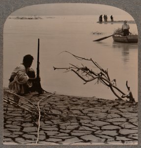 Fiskare vid Döda havet: visar sprickor på stranden, c1900 av Unbekannt