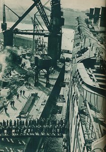 Inredningsbassäng av John Brown och Companys varv i Clydebank, 1937 av Unbekannt