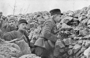 General Marchand inspekterar skyttegravar, Champagne, Frankrike, första världskriget, 1915 av Unbekannt