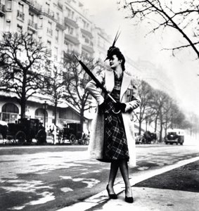 Germaine Leconte, Paris, februari 1942 av Unbekannt