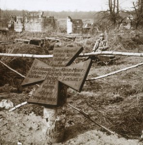 Tysk gemensam grav, c1914-c1918 av Unbekannt