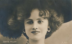Gertie Millar, 1879-952, c1930. av Unbekannt
