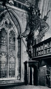 Gog Gogmagog, en av de två stadsjättarna som brändes i London Guildhall-branden, 1940 av Unbekannt