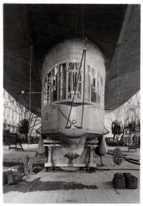 Gondol av ett Zeppelin luftskepp, Bodensjön, Tyskland, c1909-1933 1933 av Unbekannt