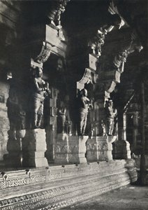 Interiör av ett hinduiskt tempel, Ceylon, 1926 av Unbekannt