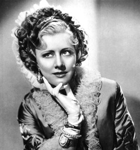 Irene Dunne, amerikansk skådespelerska och sångerska, 1934-1935 av Unbekannt