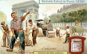 Lägga en makadamvägyta och komprimera den med en ångvägsvält, Paris, c1900 av Unbekannt
