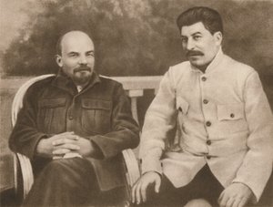 Lenin och Stalin i Gorki nära Moskva, 1922, 1939. av Unbekannt