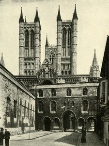 Lincoln Cathedral och The Exchequer Gate, c1948. av Unbekannt