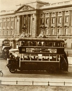 Londons nya allvädersbuss, 1927, 1935. av Unbekannt