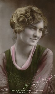 Miriam Babbage, c1880-1950 - Vinnare av 1:a pris i Daily Mirror Beauty Contest, c1930. av Unbekannt