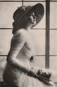 Miss Gabrielle Ray, 1883-1973, c1930. av Unbekannt