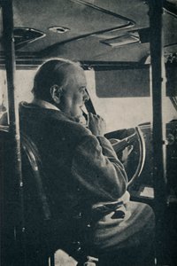 Mr Churchill med R.A.F. - vid reglagen på flygbåten Berwick, 1942, 1945. av Unbekannt