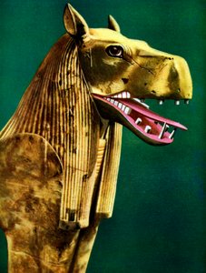 Ett av de dubbla stöden på en ceremoniell soffa som hittades i Tutankhamons grav, Egypten, 1933-1934 av Unbekannt