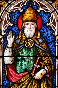 Pape Alexandre Ier (pape de 107 a 116) - Saint Fargeau kyrka. Fönster i målat glas. Påven Alexander I. Frankrike av Unbekannt
